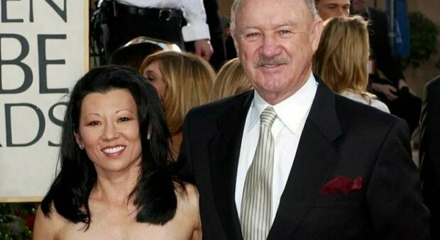 Gene Hackman, come ha vissuto una settimana da solo in casa senza accorgersi che la moglie era morta: l'attore era malato di Alzheimer Gene Hackman, come ha vissuto una settimana da solo in casa senza accorgersi che la moglie era morta: l'attore era malato di Alzheimer