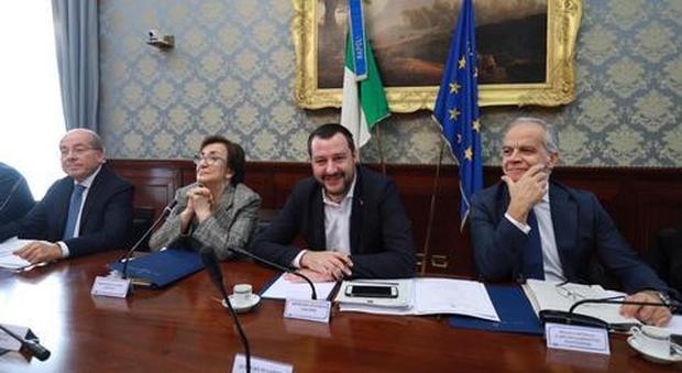 «Pene più severe per i minorenni», da Napoli coro di no a Salvini
