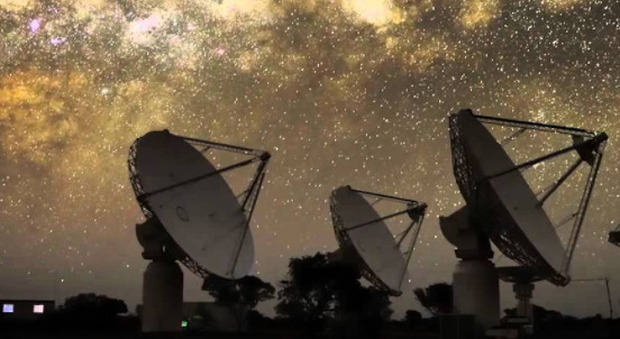 Captati sconosciuti segnali radio intermittenti, provengono dal centro della galassia