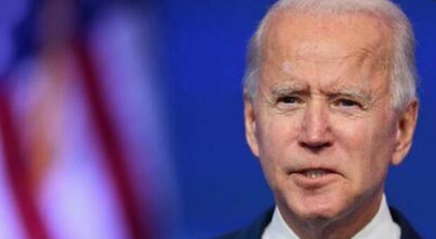 Joe Biden, il Covid pesa sul grandimento del presidente: fiducia al 72%