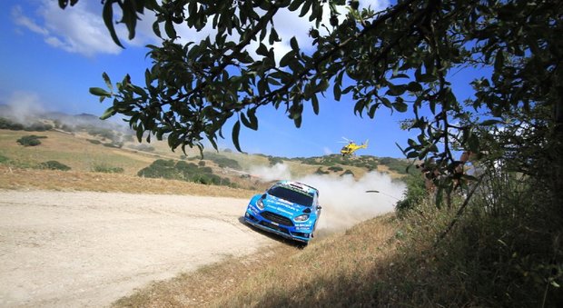 Rally d'Italia, prima vittoria dell'anno per il belga Neuville. Latvala secondo