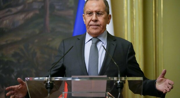 Lavrov: «Italia in prima fila contro la Russia. Le nostre armi segrete? I missili ipersonici»