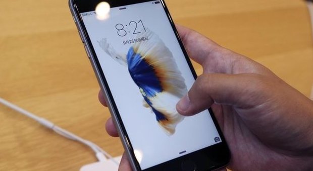 Apple, allo studio il modo per trasferire denaro tramite gli iPhone