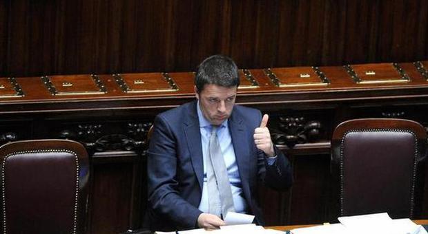 Renzi contro Grillo: pochi 80 euro? Il comico milionario provi a vivere con 1.200 euro al mese