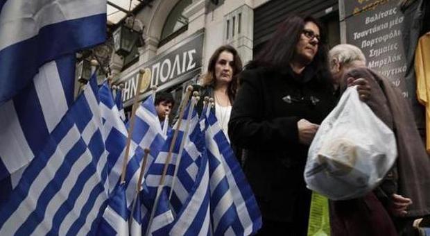Grecia verso il voto, la Borsa crolla: -11%. La perdita affossa l'Europa: Milano cede il 2,5%