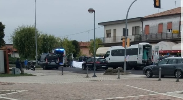L'incidente è avvenuto proprio davanti alla chiesa di Fiorentina di San Donà