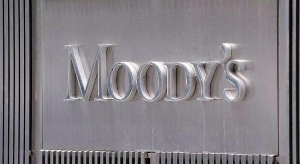 Moody's rivede al rialzo l'outlook sull'Italia da «negativo» a «stabile». Confermato il rating a Baa3