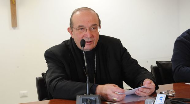 L'arcivescovo Giuseppe Petrocchi