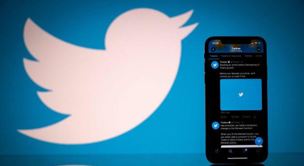 Twitter introduce Super Follows: nuova funzione a pagamento per tweet esclusivi e per guadagnare postando
