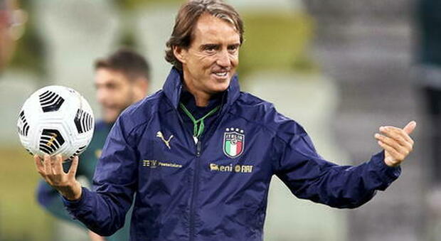 Italia, i 28 convocati da Mancini per l'Europeo: fuori Kean, c'è Politano. Martedì gli ultimi due “tagli”