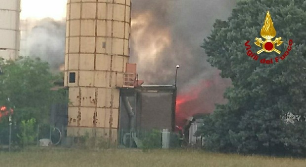 Il silos a fuoco a San Giovanni