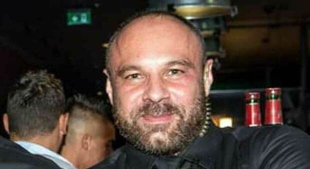 Oggi il funerale di Massimo Pignotti, morto per un malore nella sua abitazione: aveva 42 anni