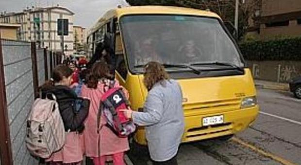 Gli autisti di scuolabus da tre mesi senza stipendio