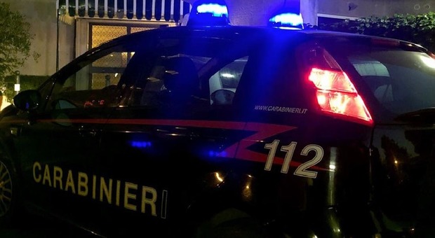Rapinatore fondano picchia e “ripulisce” due giovanissimi a Roma: arrestato