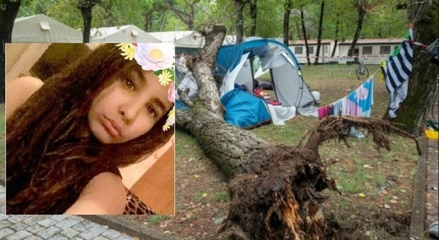 Sorelle di 3 e 14 anni morte schiacciate dall'albero caduto sulla tenda in campeggio. Conte: «Una tragedia»