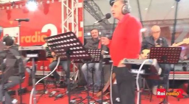 Radio 2 Social Club, Rocco Granata canta «Marina» in esclusiva