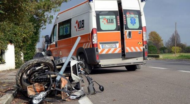 Incidente con la moto in Sicilia, muore centauro campano