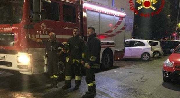 Roma, incendio in un appartamento al Tufello: un morto e due feriti