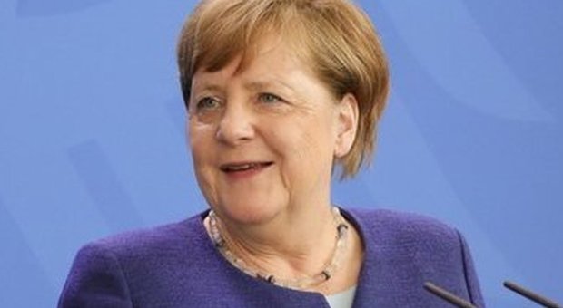 Merkel: «Le vacanze? Torno a Ischia ho un'amica speciale da riabbracciare»