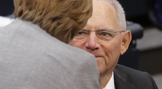 Germania, impegno rispettato: Wolfgang Schaeuble eletto presidente del nuovo Parlamento