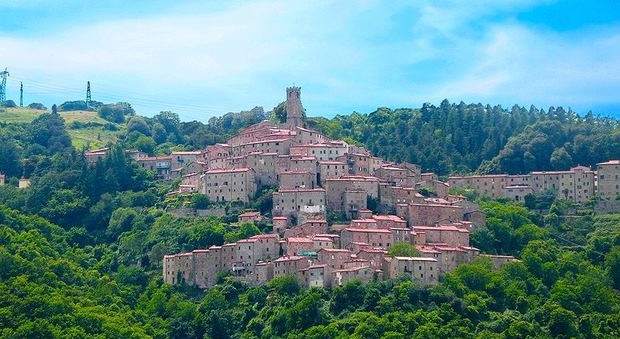 Il weekend tra le bellezze della Penisola si vive a Candelara, Volterra e Siracusa
