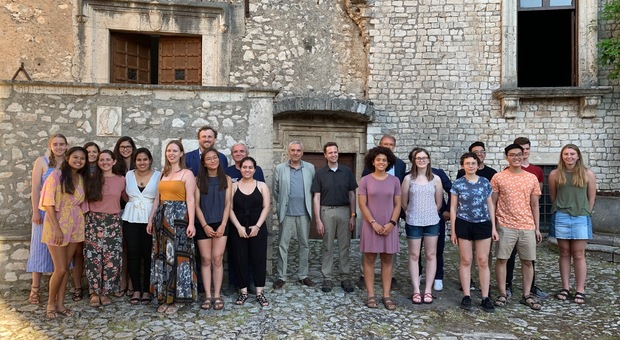 immagine Gli studenti del Mit di Boston arrivati a Sermoneta per la Summer School al Castello Caetani