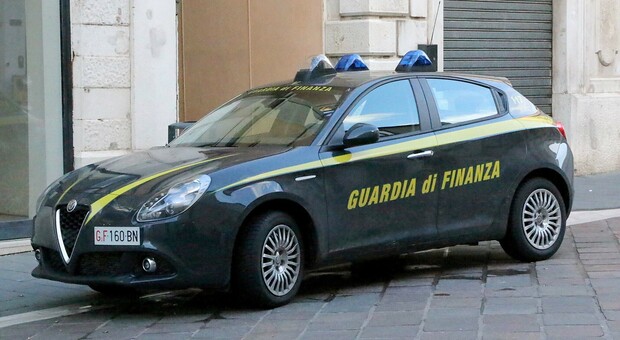 Business dei Casalesi nel basso Lazio: maxi blitz della Finanza, 17 arresti