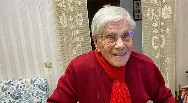 Buon compleanno nonna Clementina: con i suoi 108 anni è la terza donna più anziana di Puglia