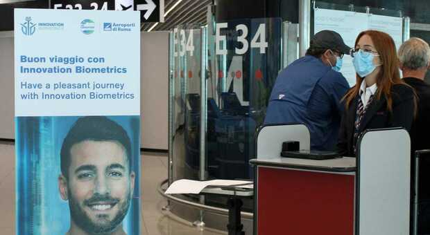 Fiumicino, al via il riconoscimento biometrico dei passeggeri: «Check-in più veloci». Ecco come funziona