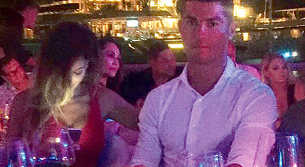 Cristina Buccino e Cristiano Ronaldo, è amore: "Per ora segreto..."