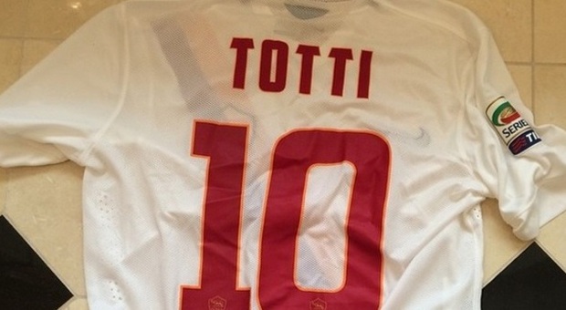 Modric omaggia Totti: «Ecco la maglia più preziosa che abbia scambiato»