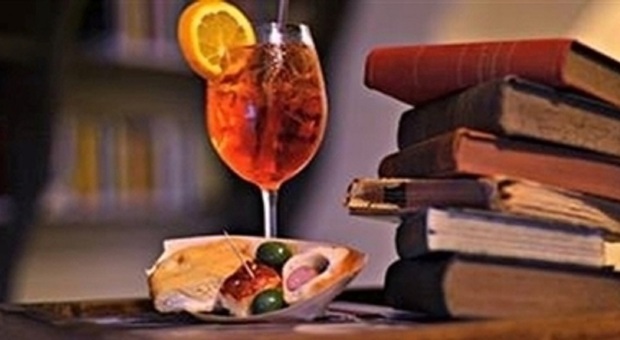 Book's and Cocktails