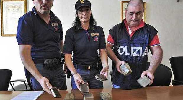 Droga per le scuole due arresti a Fano