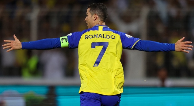 Cristiano Ronaldo show in Arabia, 4 reti in meno di un'ora: superati i 500 gol in campionato