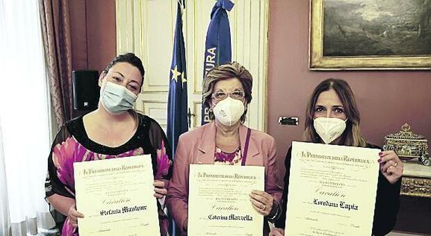 Onorificenze agli infermieri in trincea: «Sono i nostri eroi nella lotta al Covid»