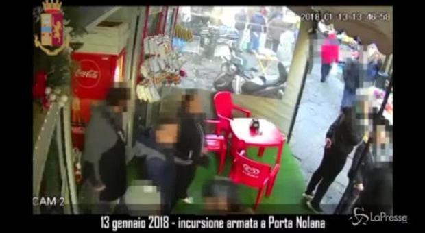 Raid armati tra la folla del mercato di Porta Nolana e a Napoli Est: otto arresti