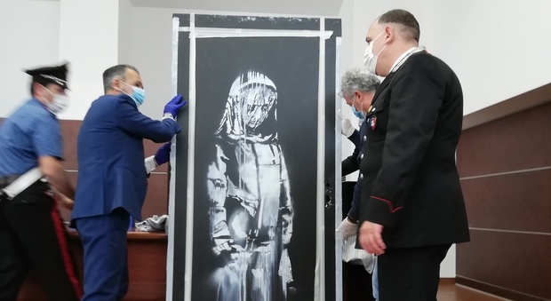 Furto al Bataclan, l'opera di Banksy attesa il Francia per la festa nazionale