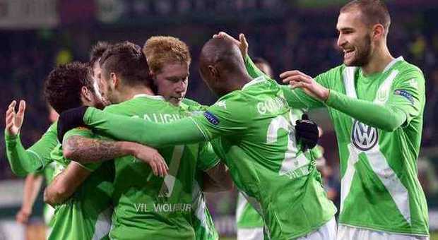 Il Wolfsburg avvisa l'Inter: 3 a 0 al Friburgo
