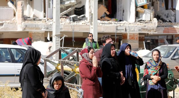 Terremoto al confine tra Iraq e Iran, centinaia di morti