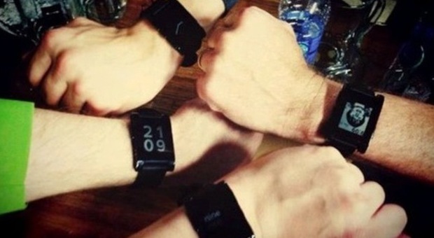 Pebble, lo smartwatch creato da una startup che ha anticipato Google