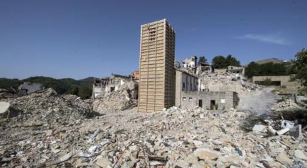 Terremoto, allarme ad Accumoli. Il sindaco: «Non abbiamo ricevuto fondi, non ci sono soldi per gli stipendi»