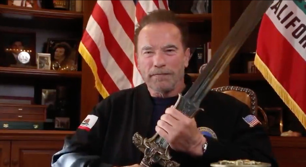 Usa, Arnold Schwarzenegger contro Trump: «Il peggior presidente di sempre. Proud Boys come i nazisti»