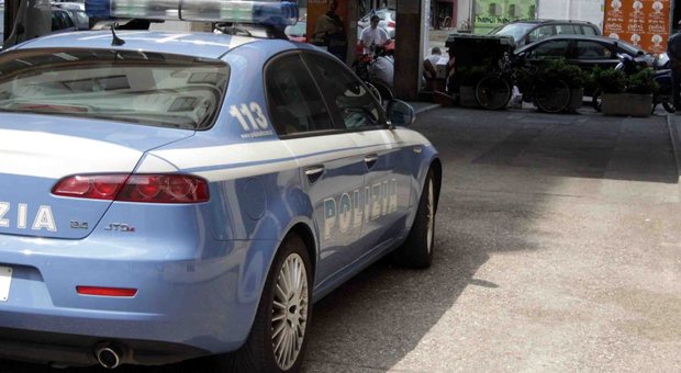 Arrestati 2 romeni, padre e figlio: rapine "con minaccia" ai supermarket