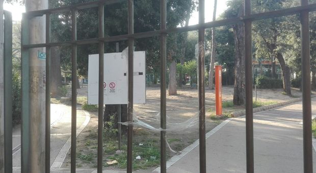 Vomero, parco Mascagna chiuso da due mesi: petizione popolare