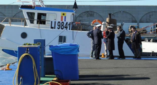 Livorno, auto piena di esplosivo e detonatori nel porto: fermato un uomo
