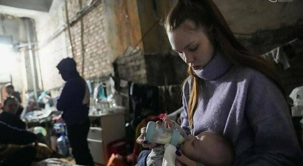 Ucraina, l'orrore a Mariupol: «In corso un genocidio, oltre mille morti. Mancano acqua, luce e gas»
