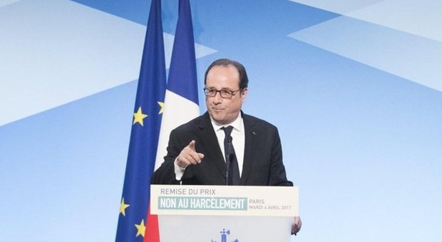 Siria, il presidente francese Hollande chiede sanzioni contro il regime Assad
