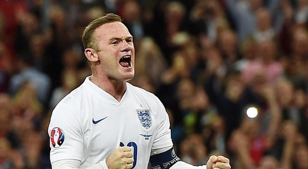 Manchester, il capitano Rooney ha donato 100mila sterline per le famiglie coinvolte