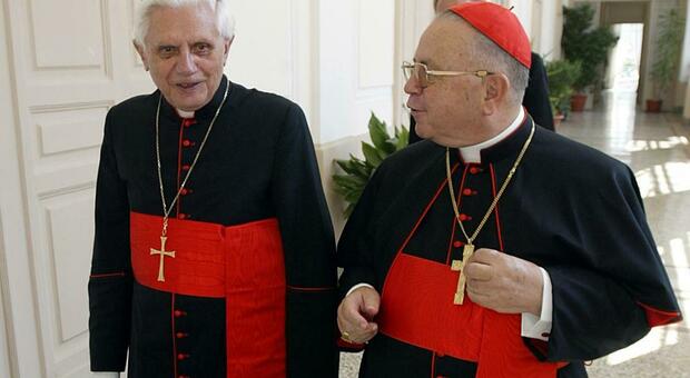 Papa Ratzinger con il cardinale Michele Giordano