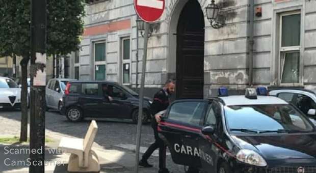 Arzano, blitz dei carabinieri nel comune sciolto per infiltrazioni camorristiche